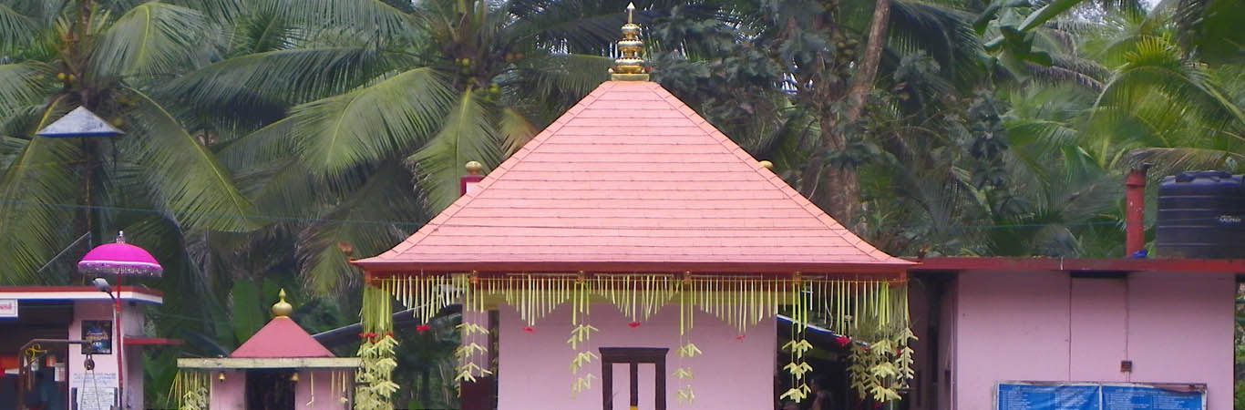 Sreekovil of Sree Nadarajaswami Temple, decorated with garlands